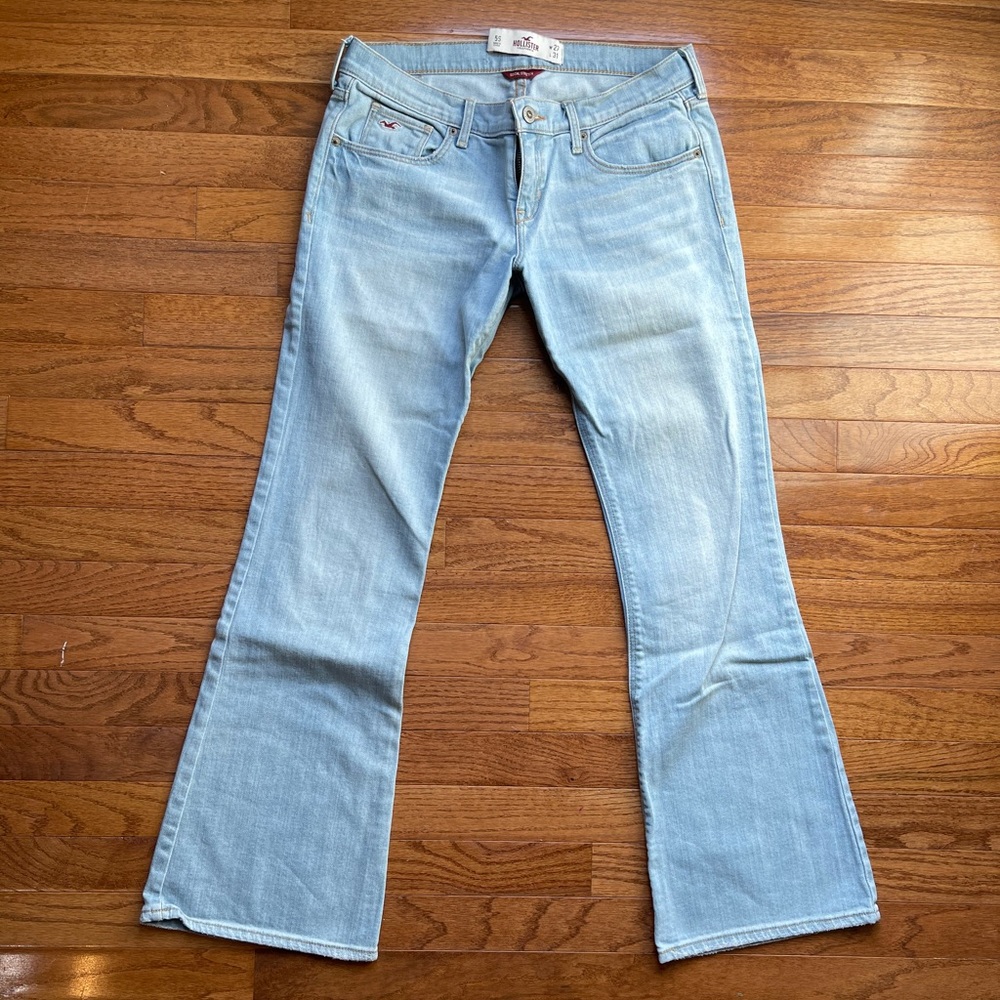 Lot of Hollister Jeans - Picture 10 of 11
